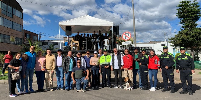 Celebración en el barrio 12 de Octubre