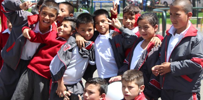 Actividad de recreación e integración con 500 niños del Colegio Francisco Primero